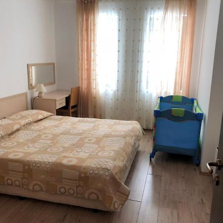 Appartement Апартамент В Хотел Стената, Пампорово à Smolyan Extérieur photo