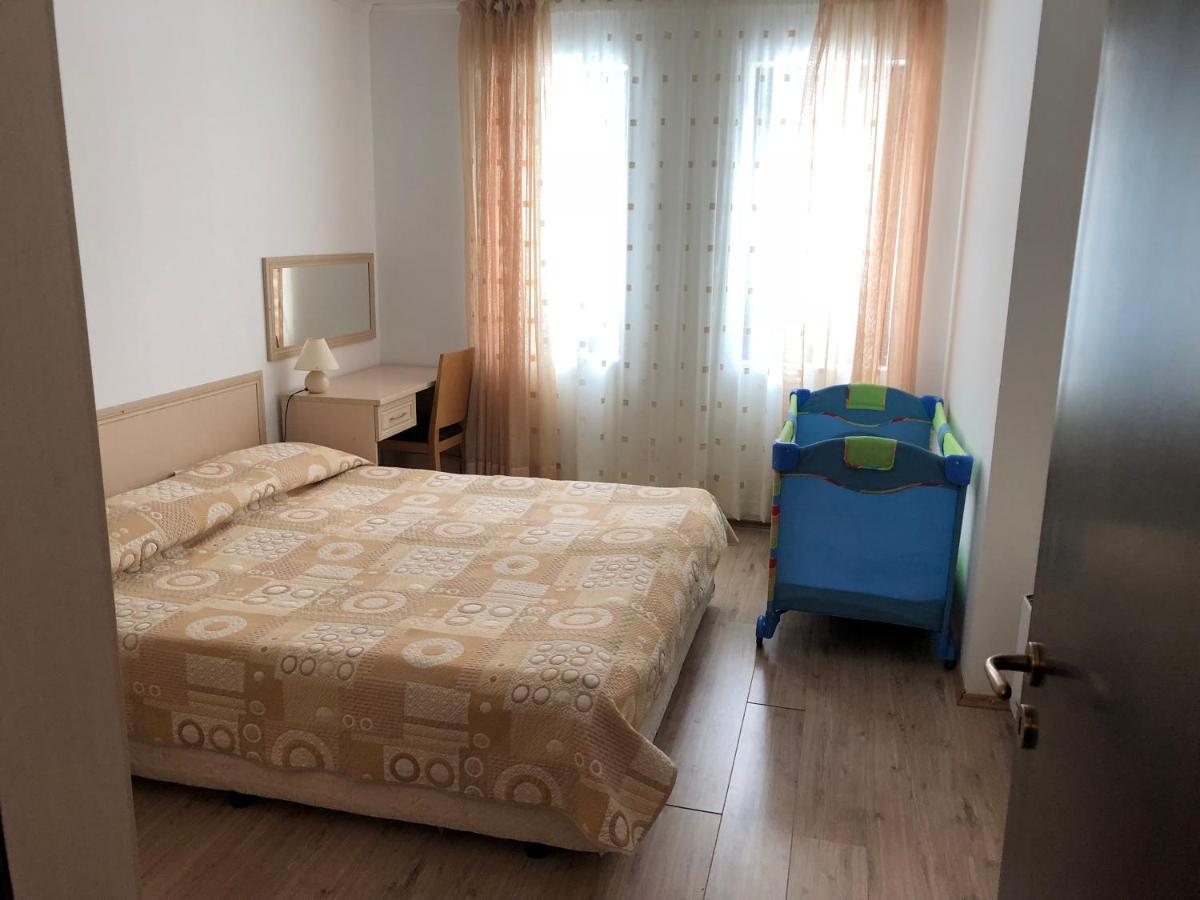 Appartement Апартамент В Хотел Стената, Пампорово à Smolyan Extérieur photo
